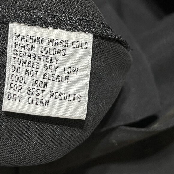 New Tommy Bahama Women's Shorts Silk Black Size 6 Pleated 6" Inseam - Picture 5 of 5